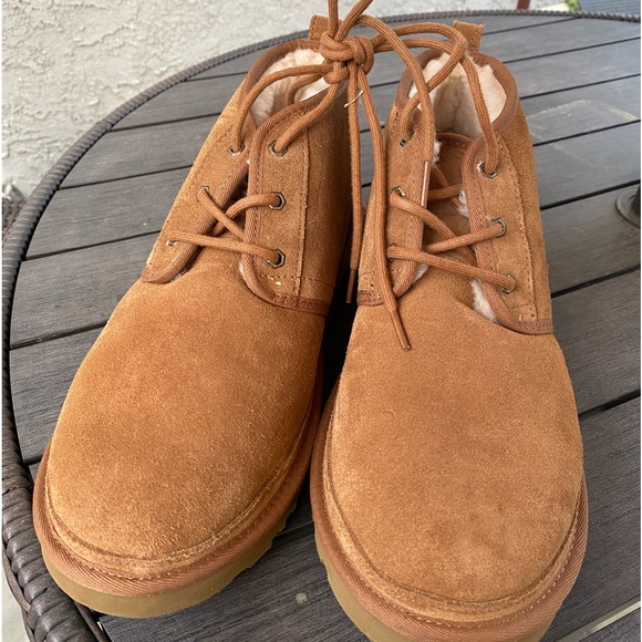 UGG Neumel size ....13 - Picture 2 of 5